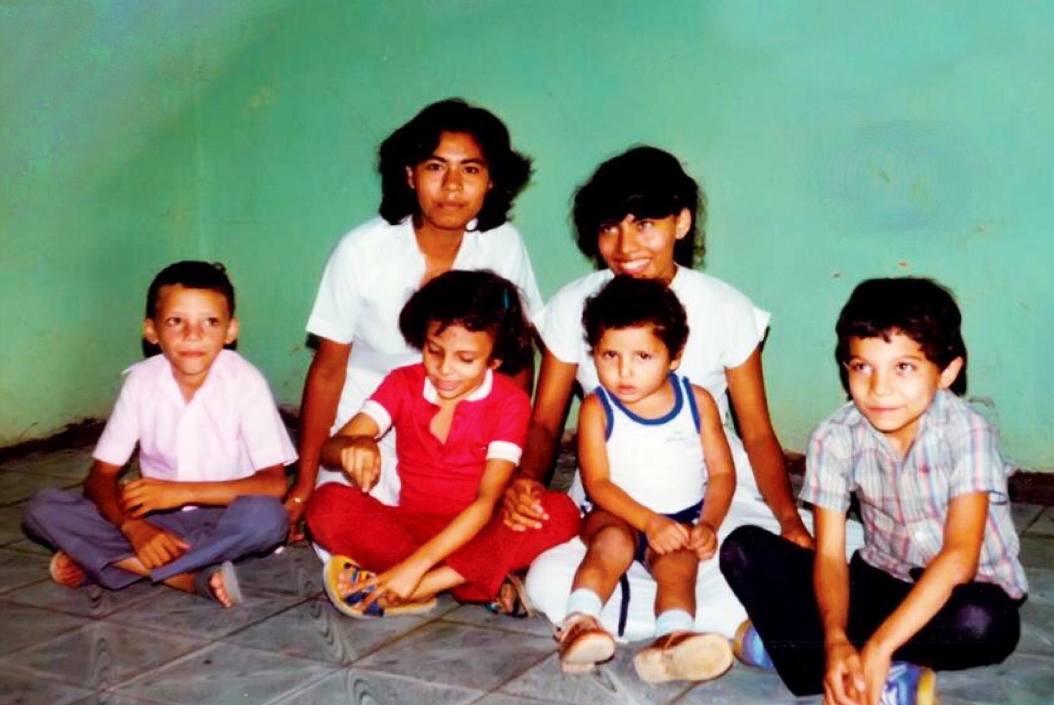 Los primos en el pueblo durante los 80