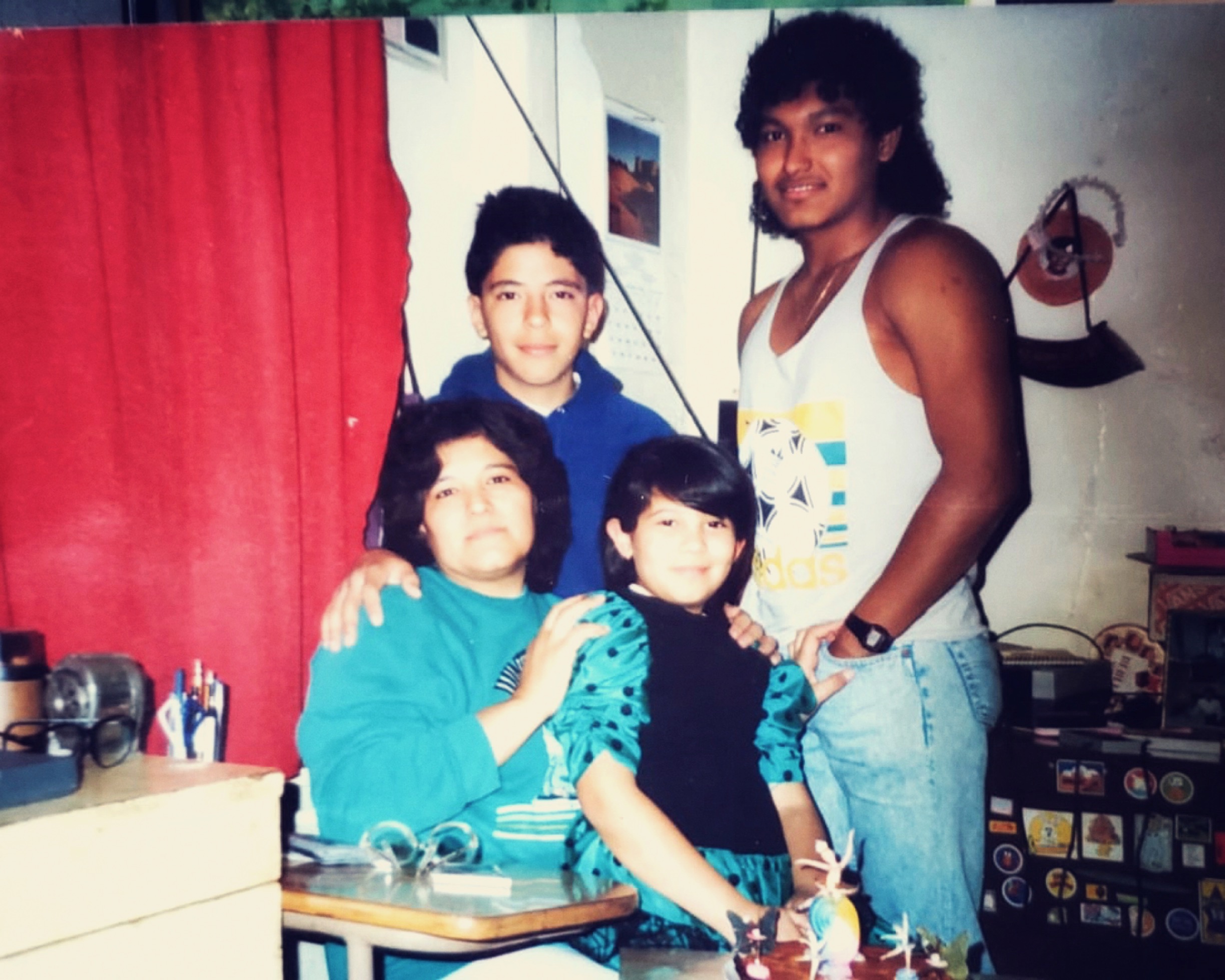 Menita y sus hijo en los 90